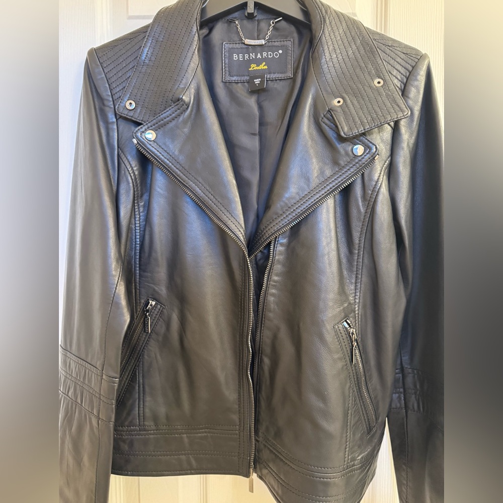 Brand New Women's Black Leather Moto Jacket - Picture 3 of 12